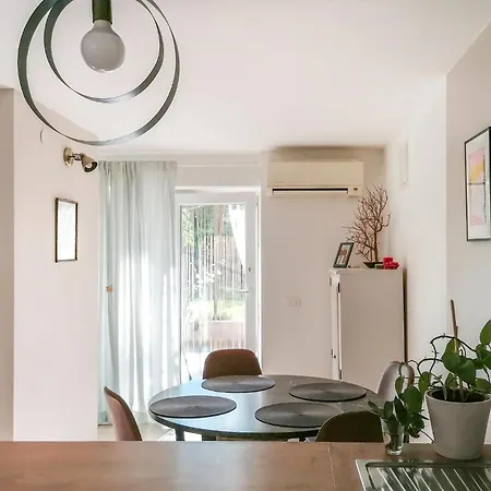 Apartament 1 Bedroom Amazing In