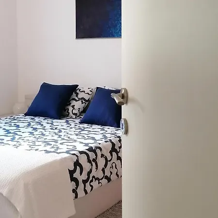 Apartament 1 Bedroom Amazing In *